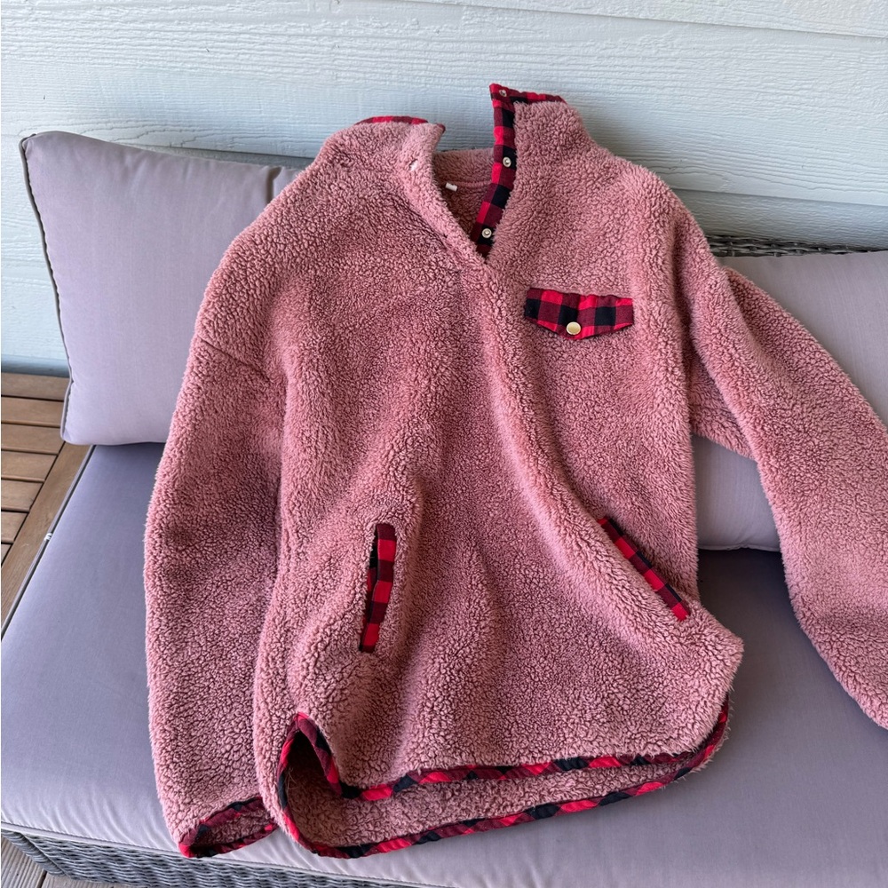 Cozy Pink V-Neck Sweater with Plaid Accents